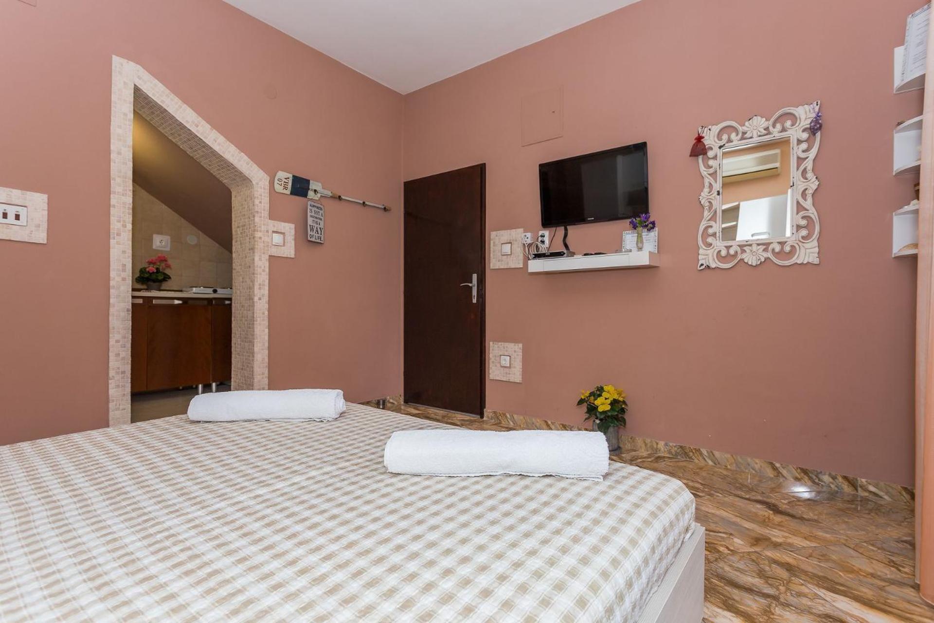 Apartments Verica - 15 M From Beach Krilo Zewnętrze zdjęcie