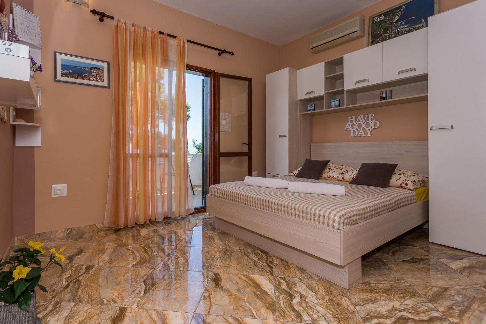 Apartments Verica - 15 M From Beach Krilo Zewnętrze zdjęcie